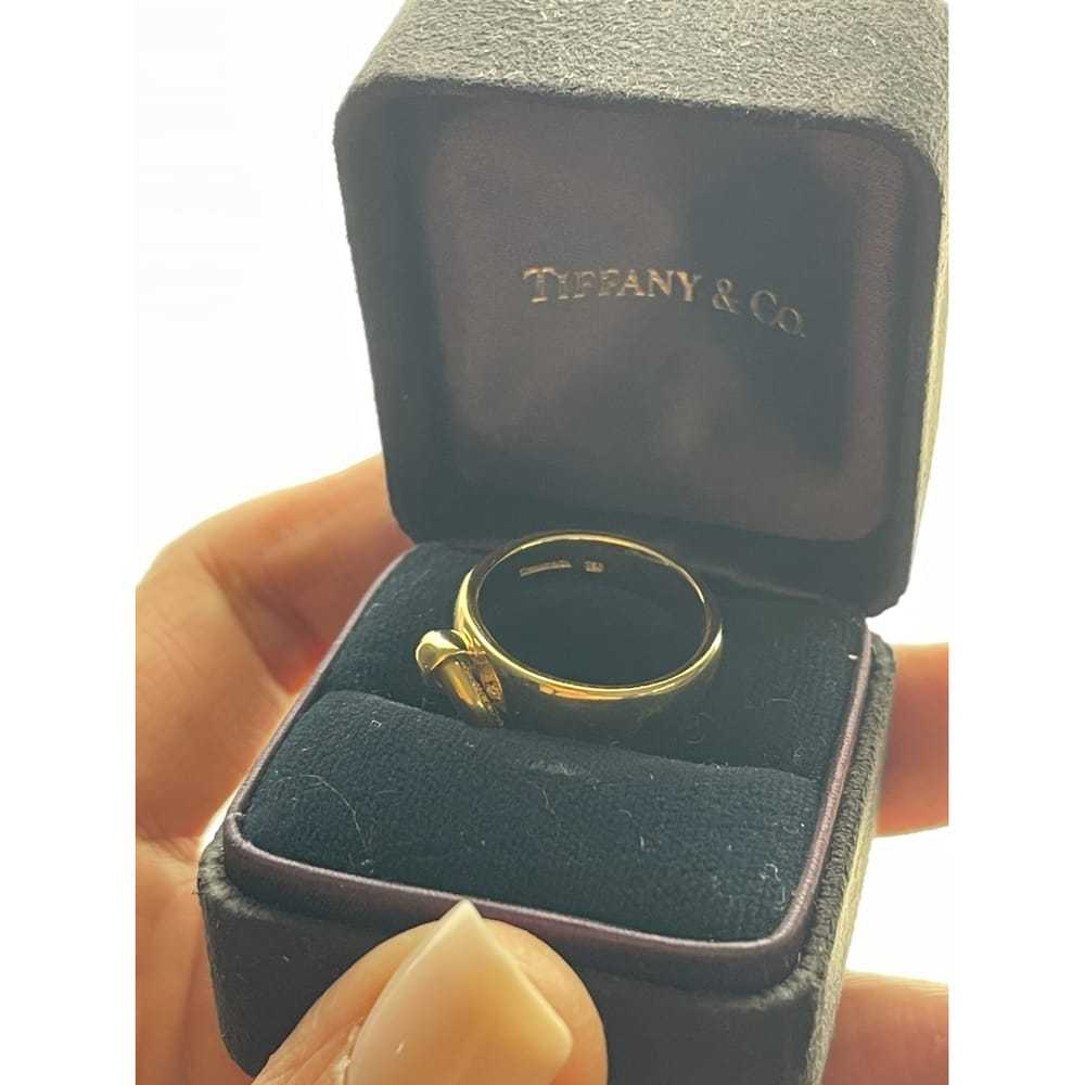 Tiffany & Co Victoria yellow gold ring - image 3