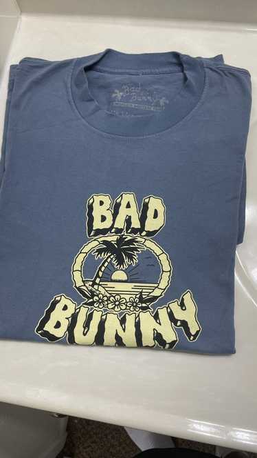 Bad Bunny Worlds Hottest Tour 2022 Official Merch Shirt Un Verano