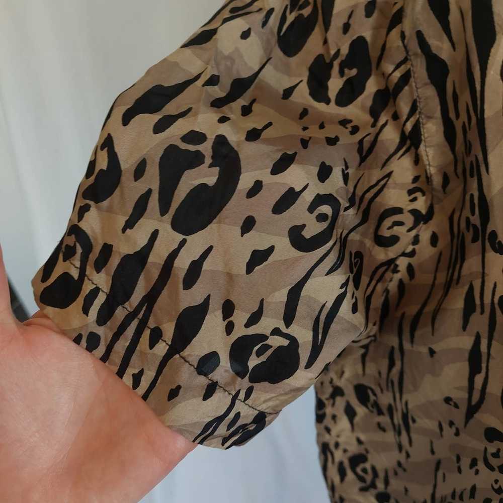 Vintage Vintage 80s 100% Silk Stunt Cheetah Print… - image 6