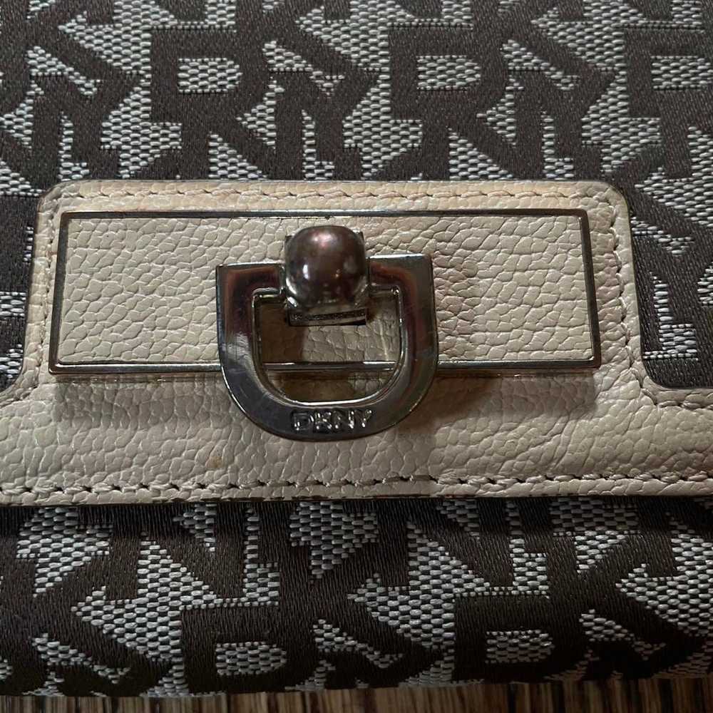 DKNY Vintage y2k dkny large wallet - image 2