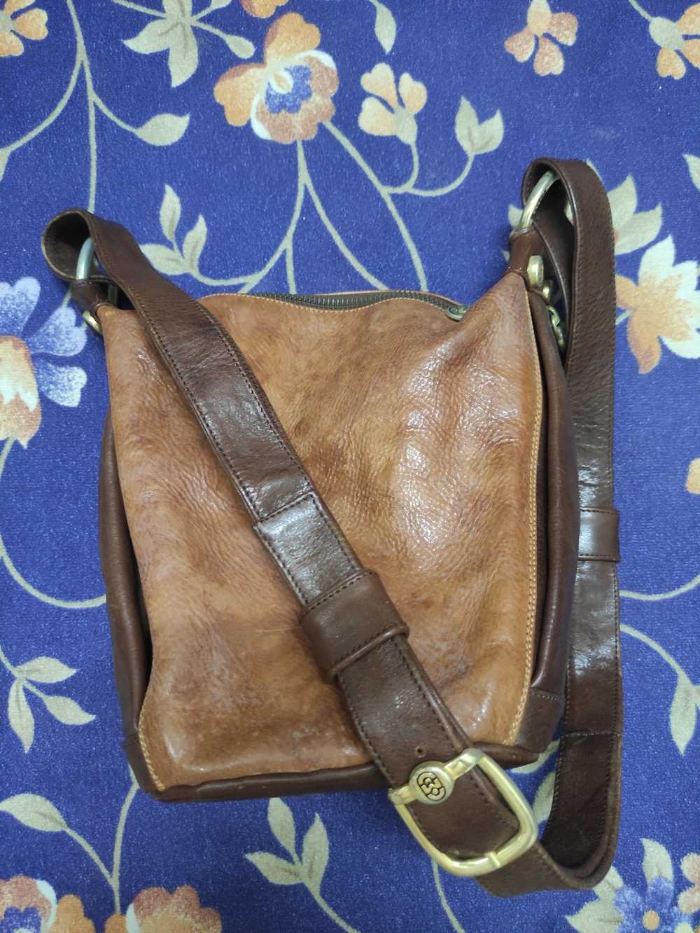 Vintage Marino Orlandi Sling Bag Leather - image 4