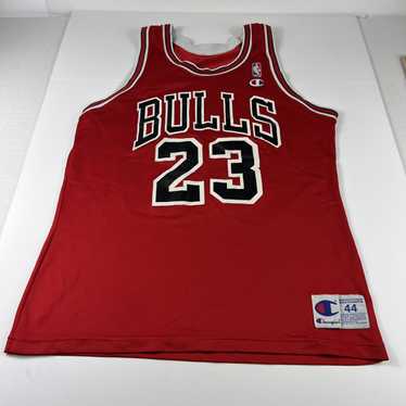 Champion Chicago Bulls basketball Scottie Pippen Michael Jordan Dennis  Rodman players signatures shirt, hoodie, sweater, long sleeve and tank top