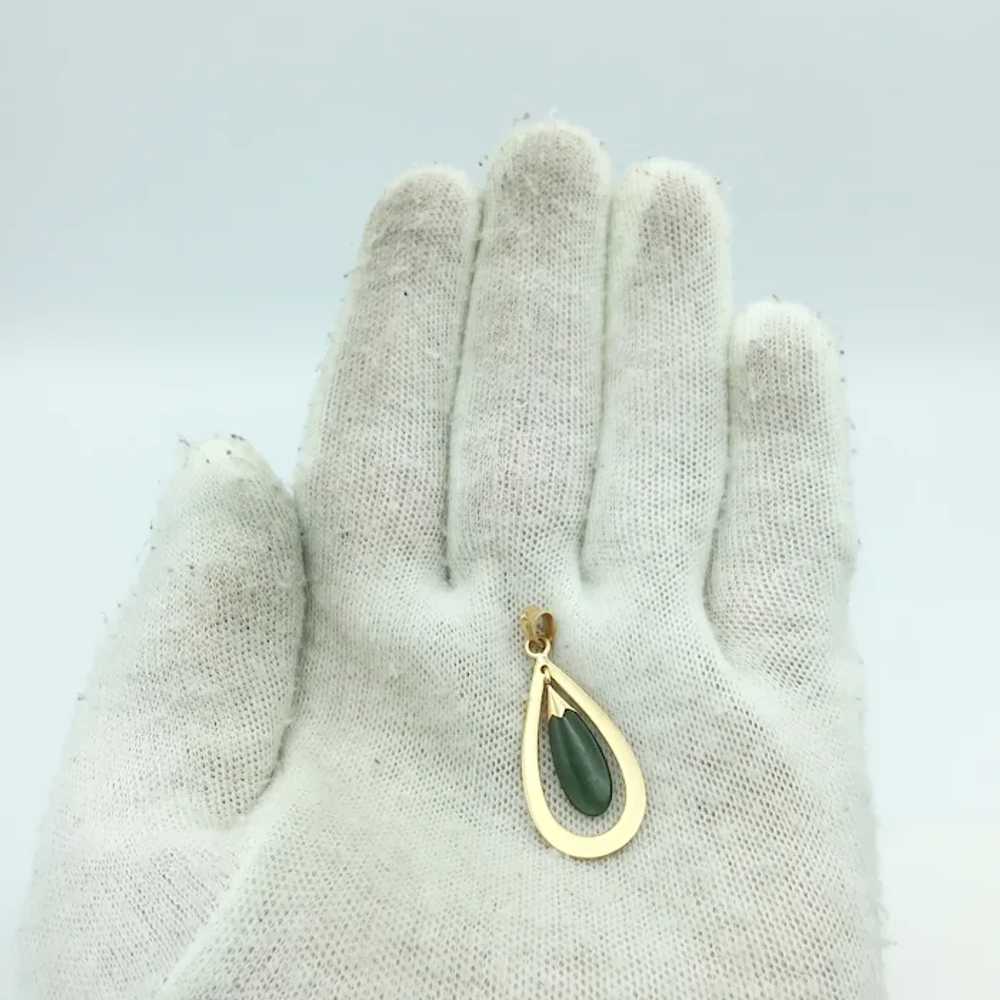 14K Jade Tear Drop Pendant - image 4