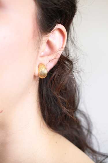 1980s Textured Gold Plated Drop Earrings