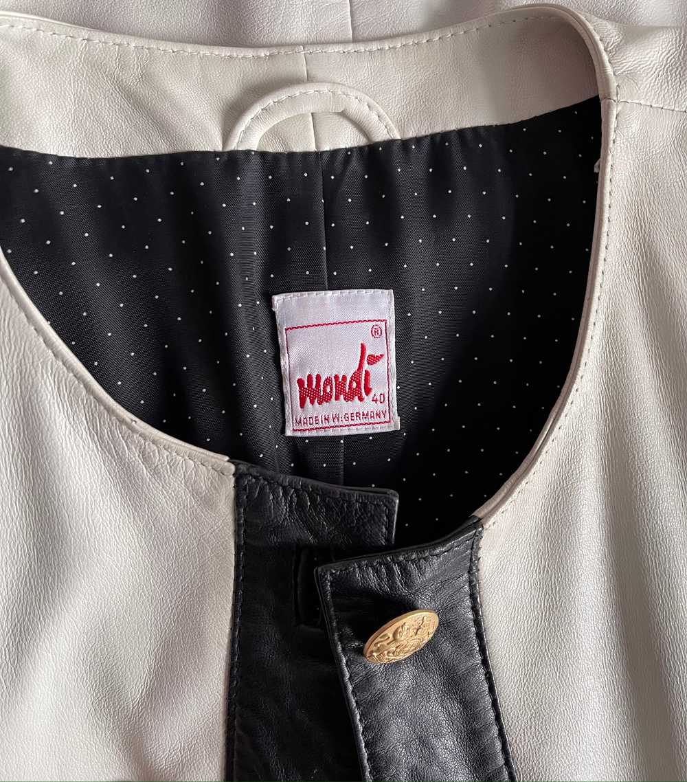 Vintage Mondi Leather Coat - image 9