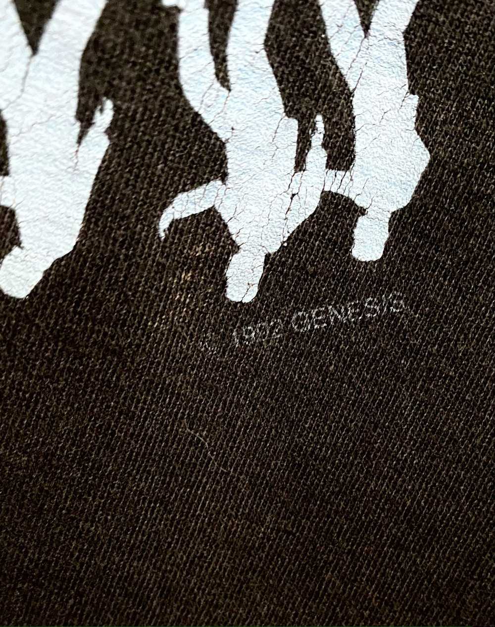 Jerzees VINTAGE 92's GENESIS "We Can.t Dance" Ame… - image 2