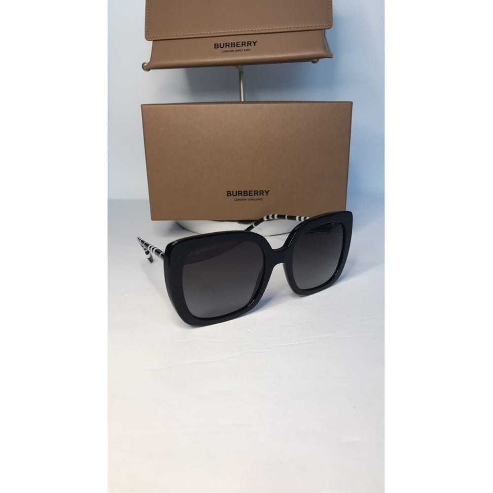 Burberry Oversized sunglasses - image 9