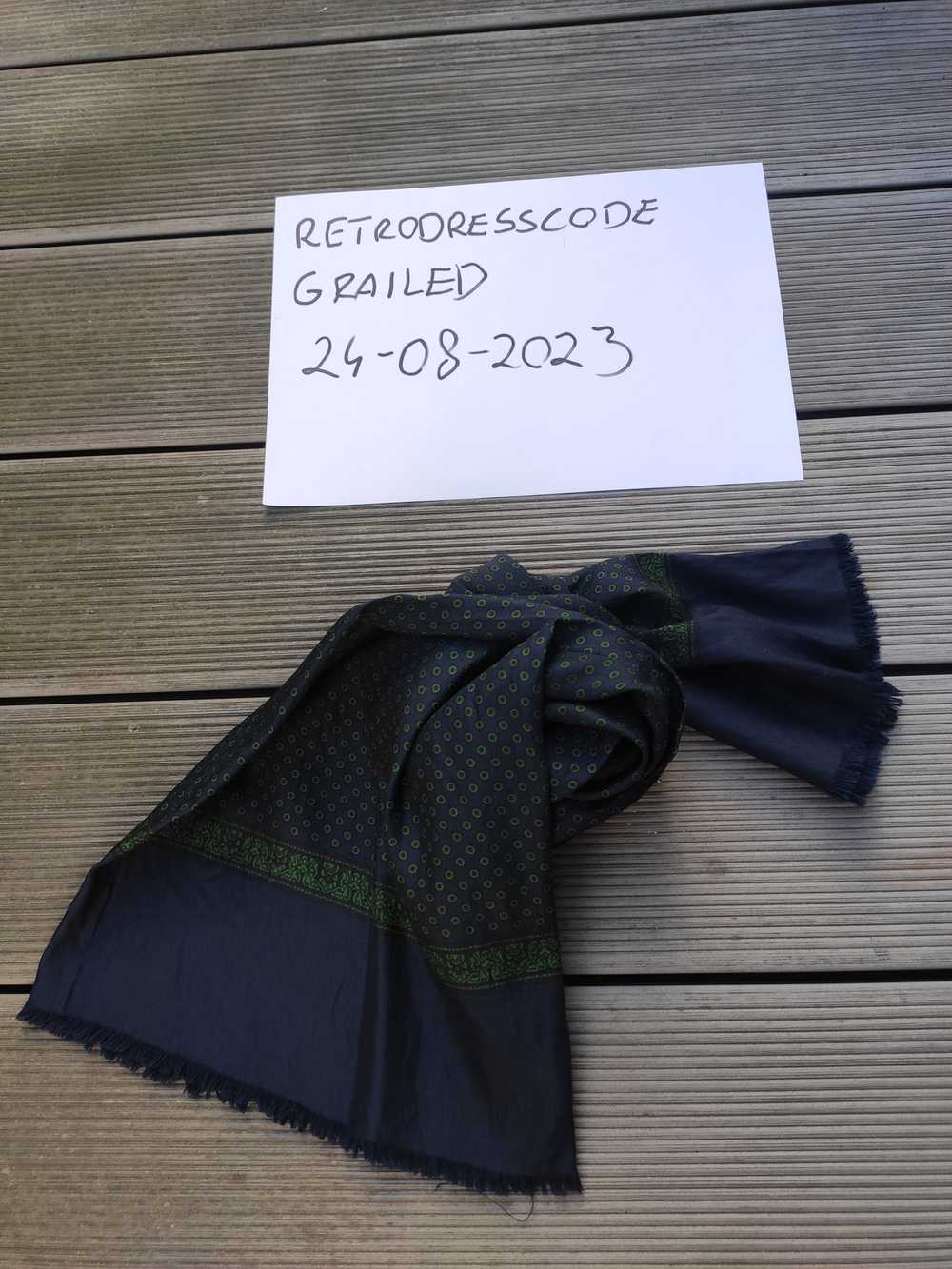 Sik Silk × Vintage Wool silk scarf - image 2