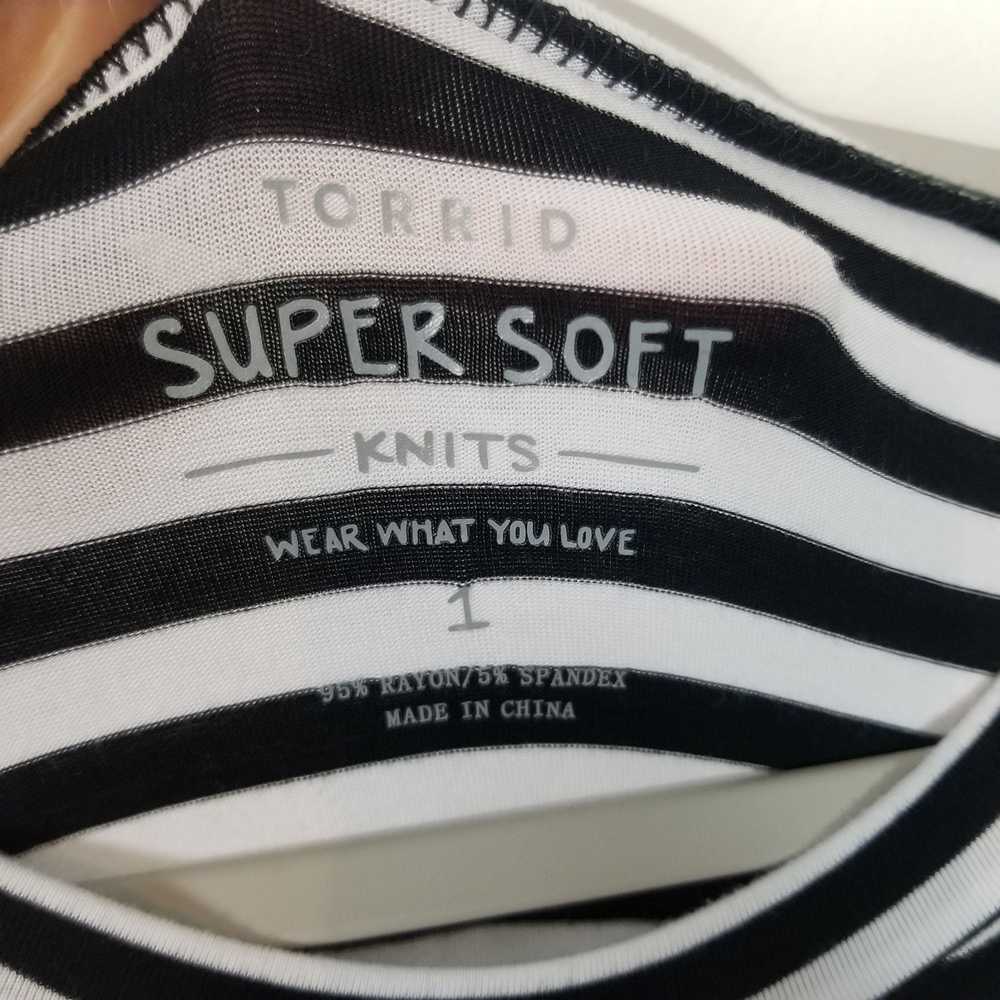 Other Torrid Womens 1X Black White Striped Short … - image 7