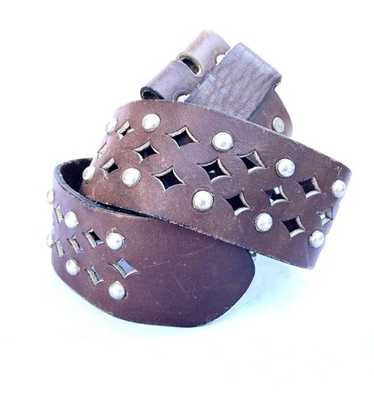Htc belt 10000 studs - Gem