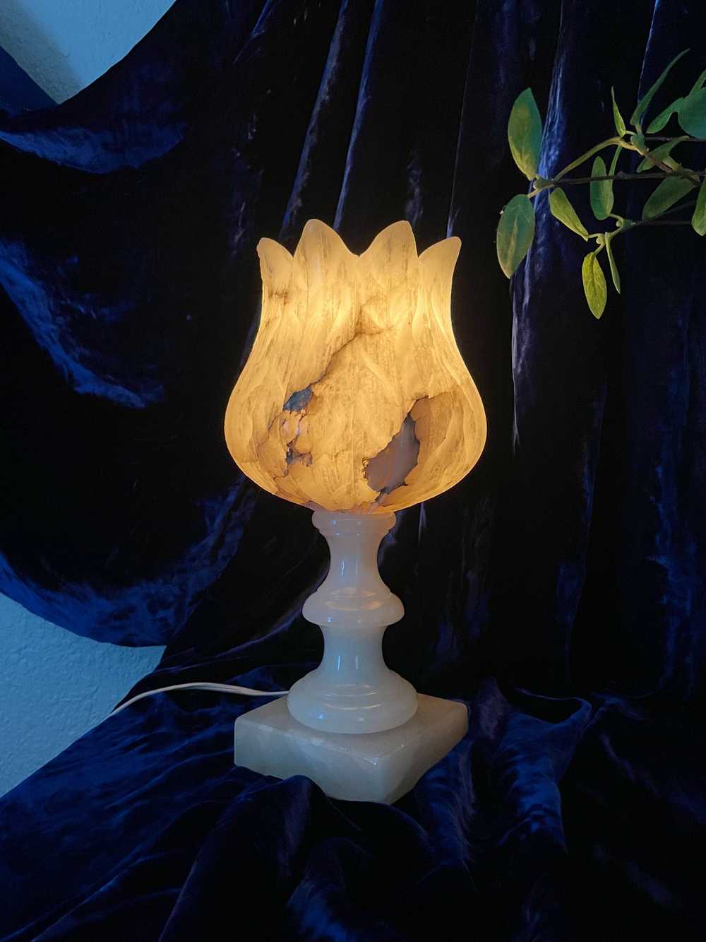 Art Deco 1930s Carved Alabaster Tulip Table Lamp - image 4