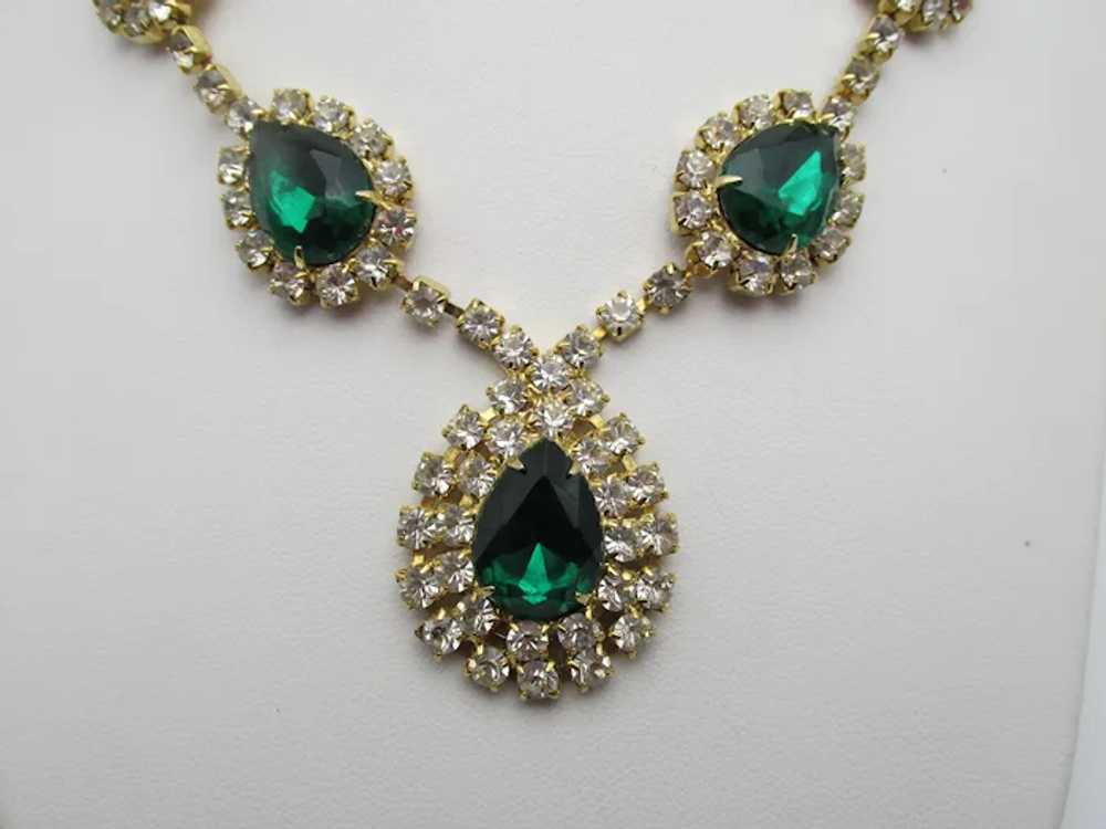Gorgeous Emerald Green and Crystal Rhinestone Dro… - image 3