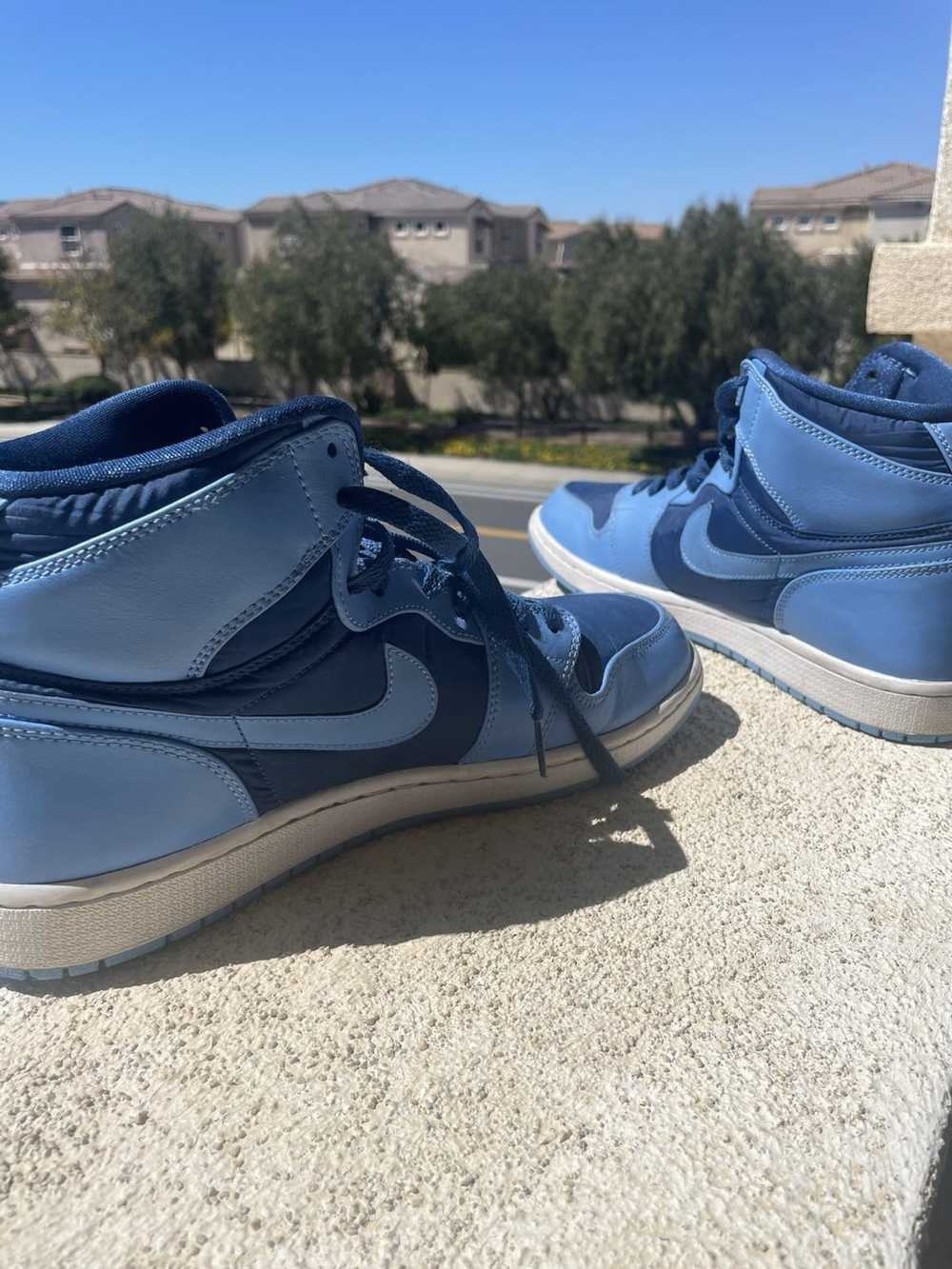 Jordan Brand × Nike 2015 University blue Jordan 1s - image 2