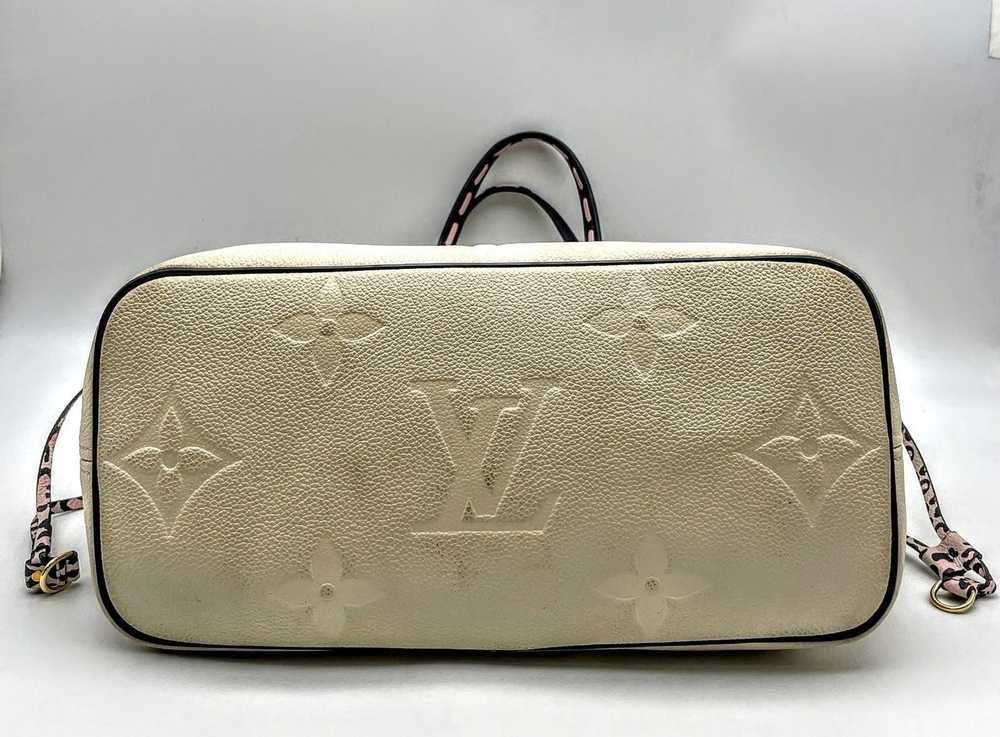 Louis Vuitton Louis Vuitton Neverfull MM Wild At … - image 4