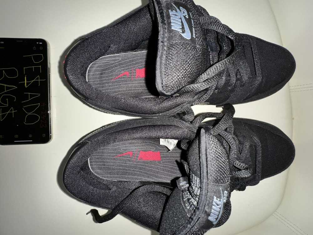 Levi's × Nike Nike SB Dunk Low Pro x Levis (2012) - image 7