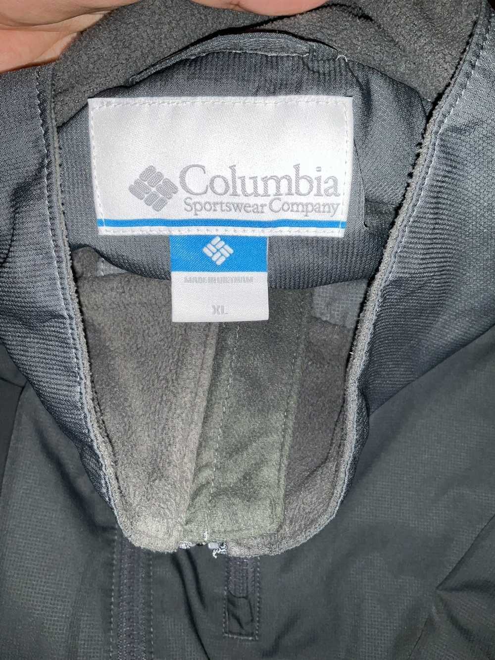 Columbia × Sportswear COLUMBIA INSULATED RAIN JAC… - image 3