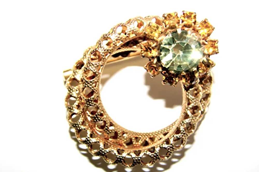 Gold-tone Fancy Circular Pin Brooch with SPARKLIN… - image 6