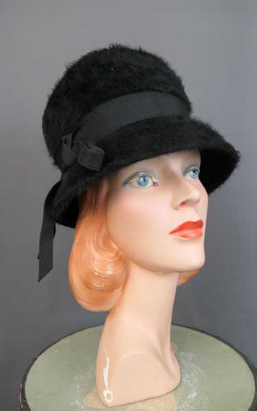 Vintage 1960s Black Fuzzy Bucket Hat with Stitched