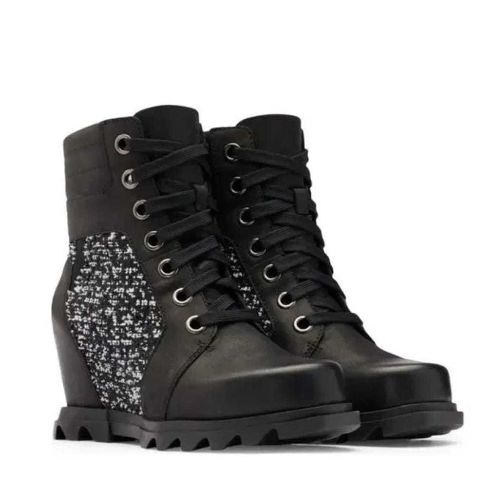 Sorel Leather snow boots - image 10