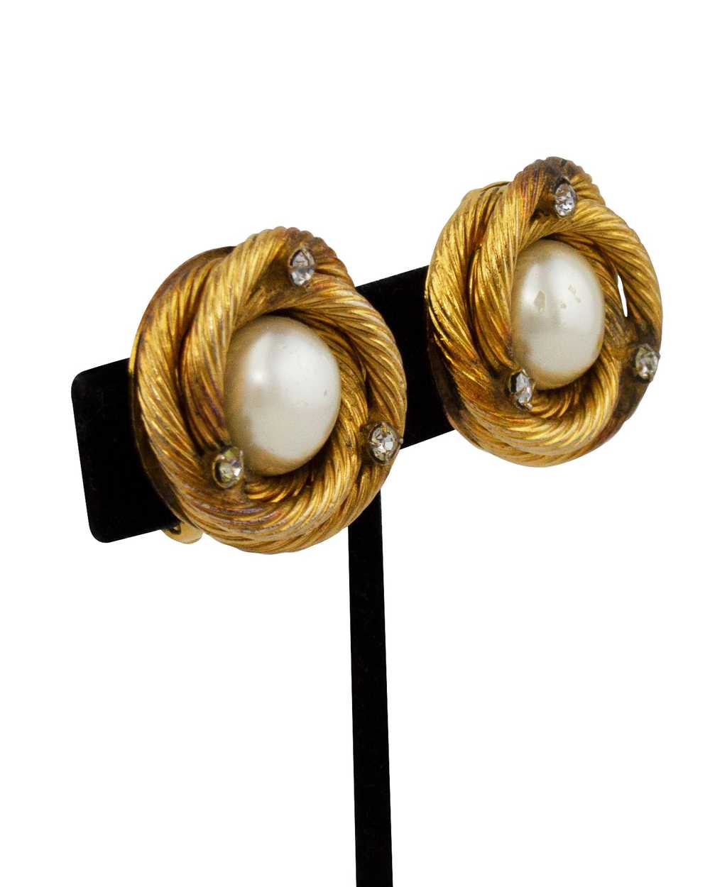 Chanel Gold, Pearl and Rhinestone Clip On Earrings - image 3