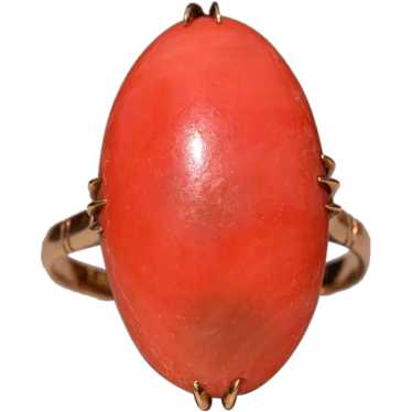 Ladies 18K Gold Elongated Coral Cocktail Ring