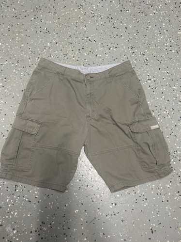 Wrangler Cargo Shorts Grey Size 46 inseam 9.5”, length 24”, outlet waist 24”