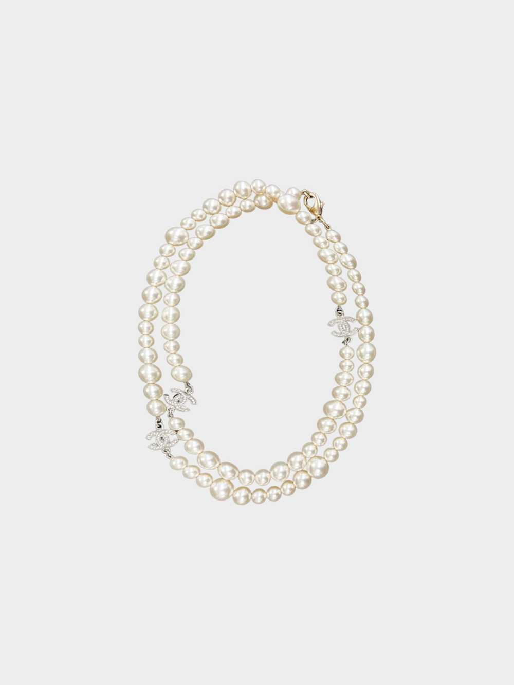 Chanel Limited Edition Karl Lagerfeld Pearl Choker Resin Coated 2017 For  Sale at 1stDibs