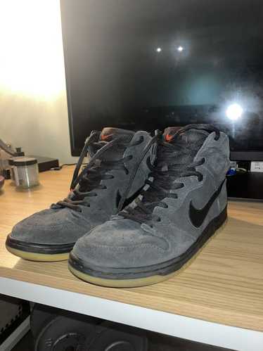 Nike Nike high top dunks