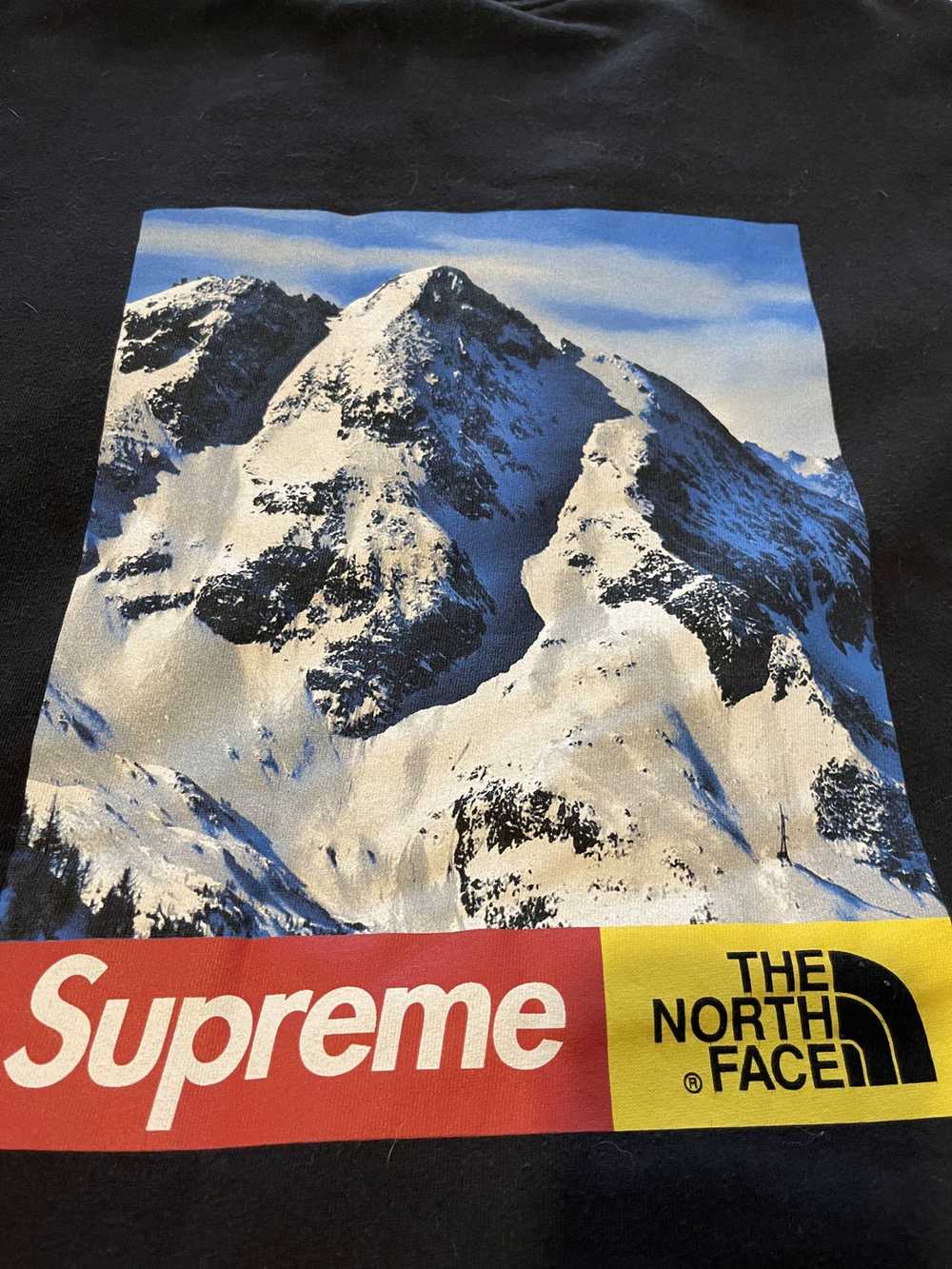 Supreme × The North Face SUPREME NORTH FACE CREWN… - image 3