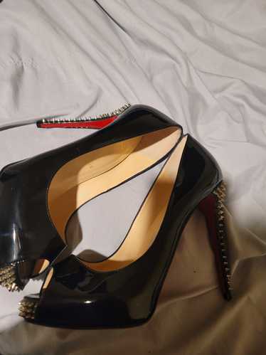 Christian Louboutin Black New Very Prive Studded P