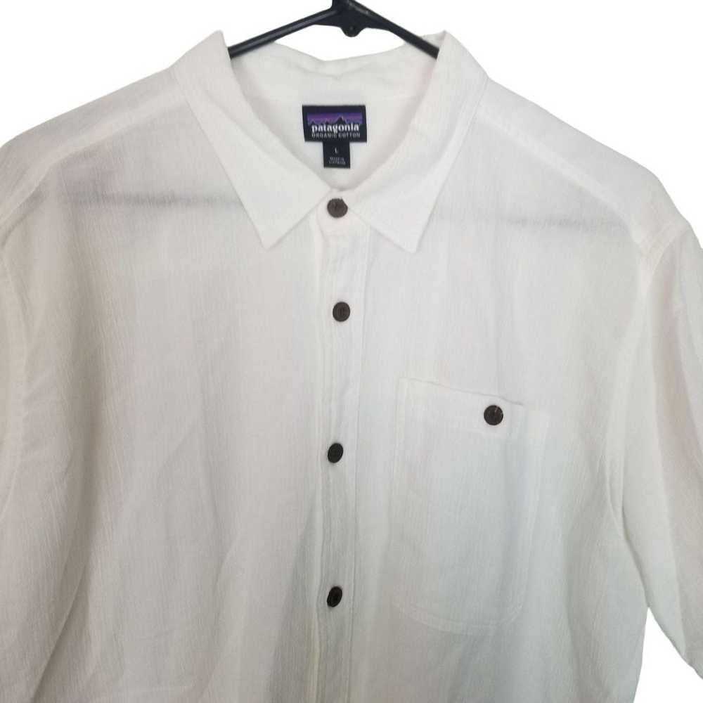 Patagonia Patagonia Mens L White Short Sleeves Bu… - image 2