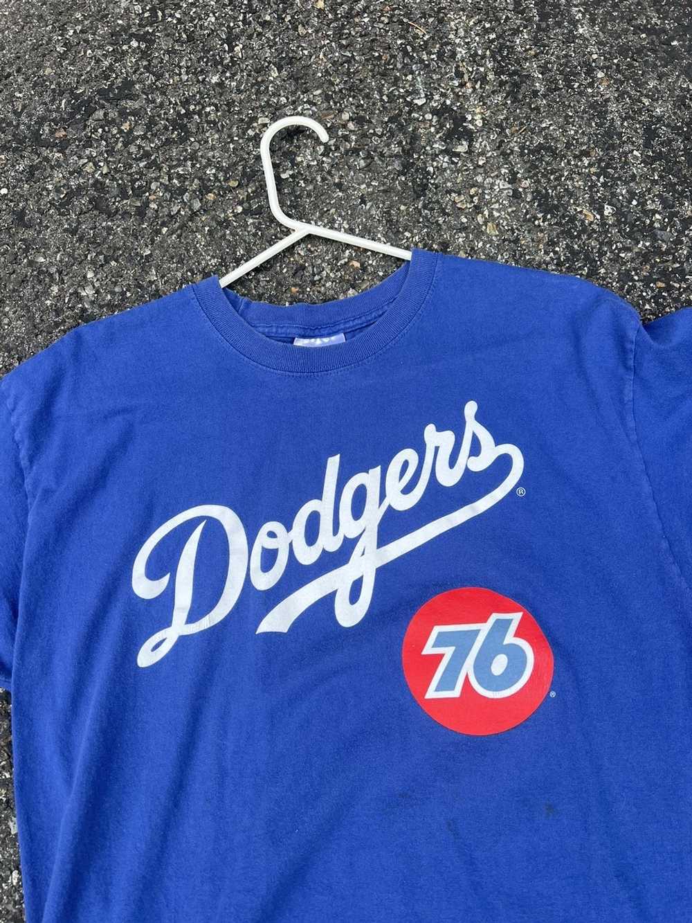 MLB × Streetwear × Vintage Vintage LA Dodgers Tee - image 2
