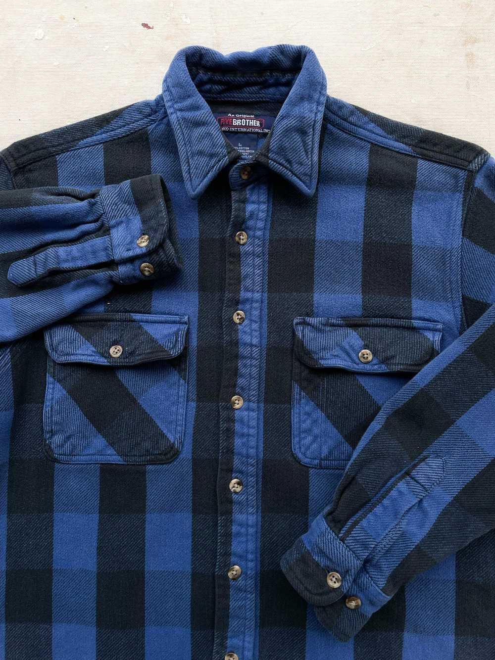 Heavyweight Buffalo Plaid Flannel Shirt—[M/L] - image 2