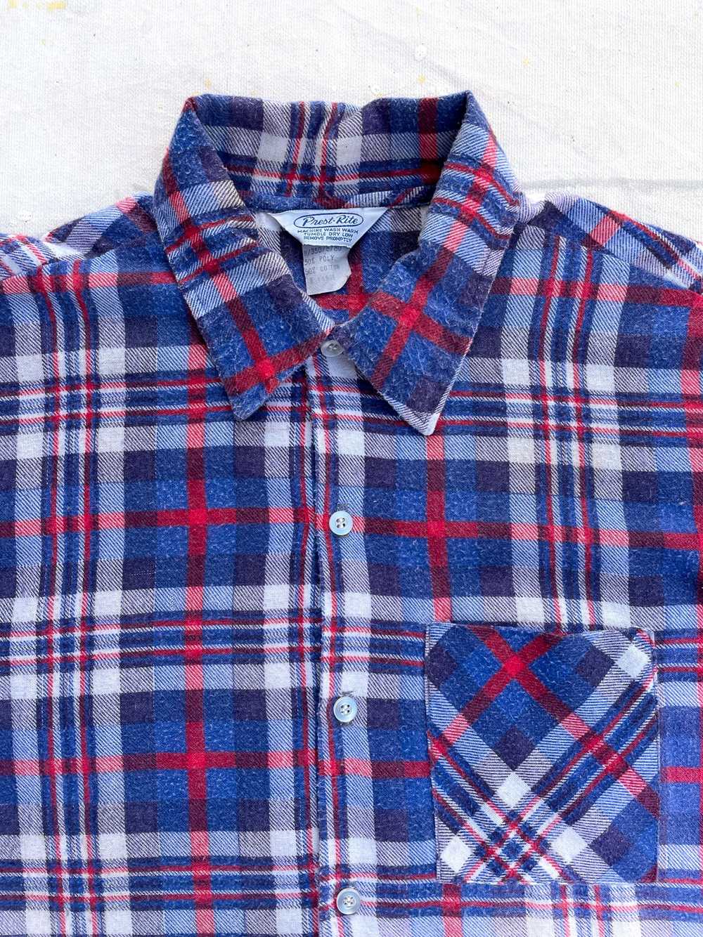 90's Flannel Shirt—[M] - image 2