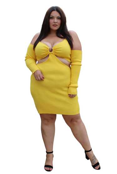 Almost Famous Yellow Long Sleeve Cut Out Dress, Si