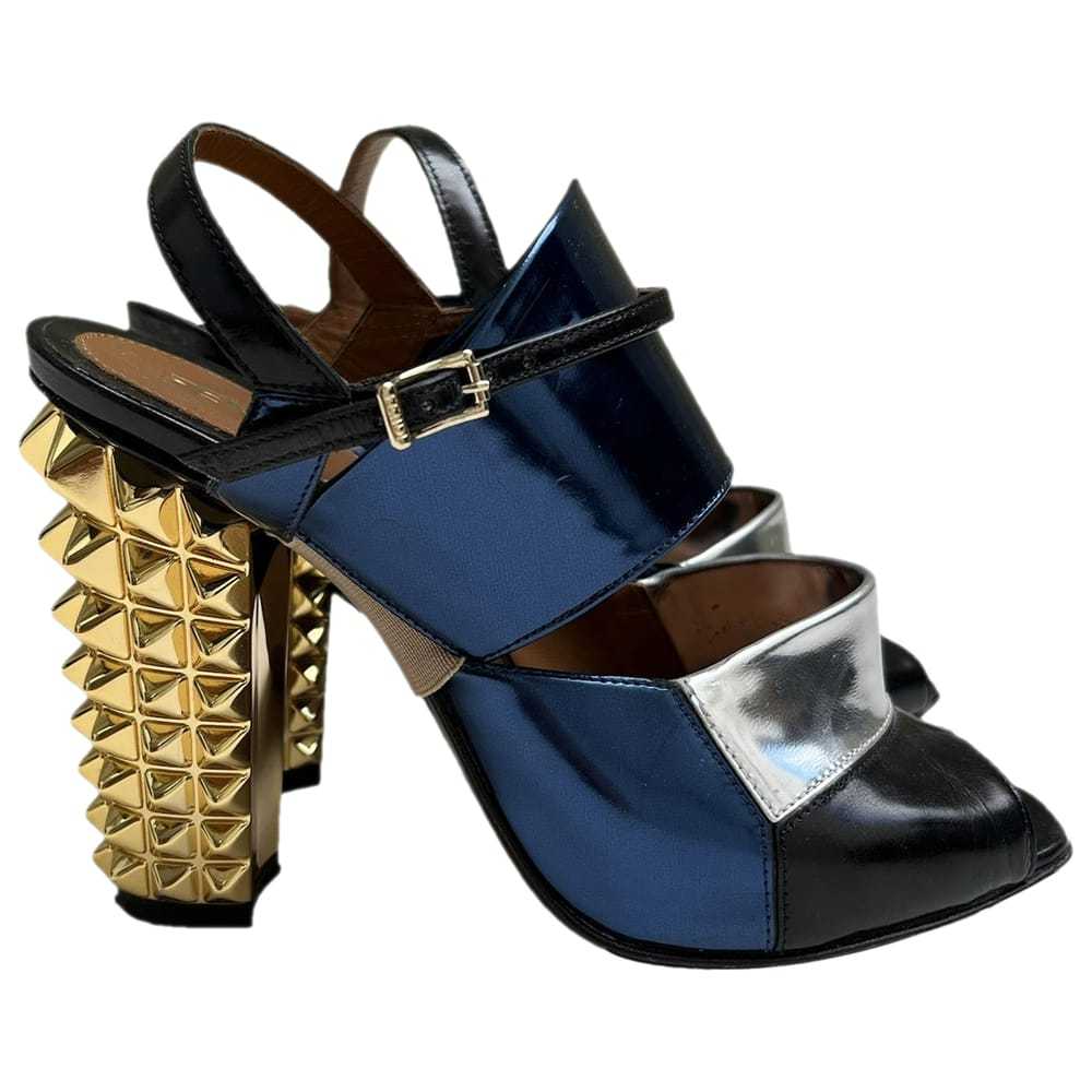 Fendi Colibri leather sandals - image 1