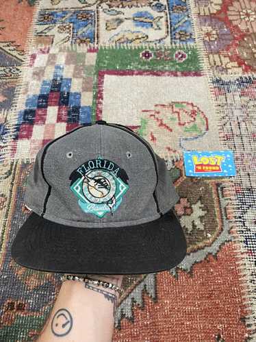 ❌SOLD❌ Size 44 (L) Florida Marlins early 90's road authentic