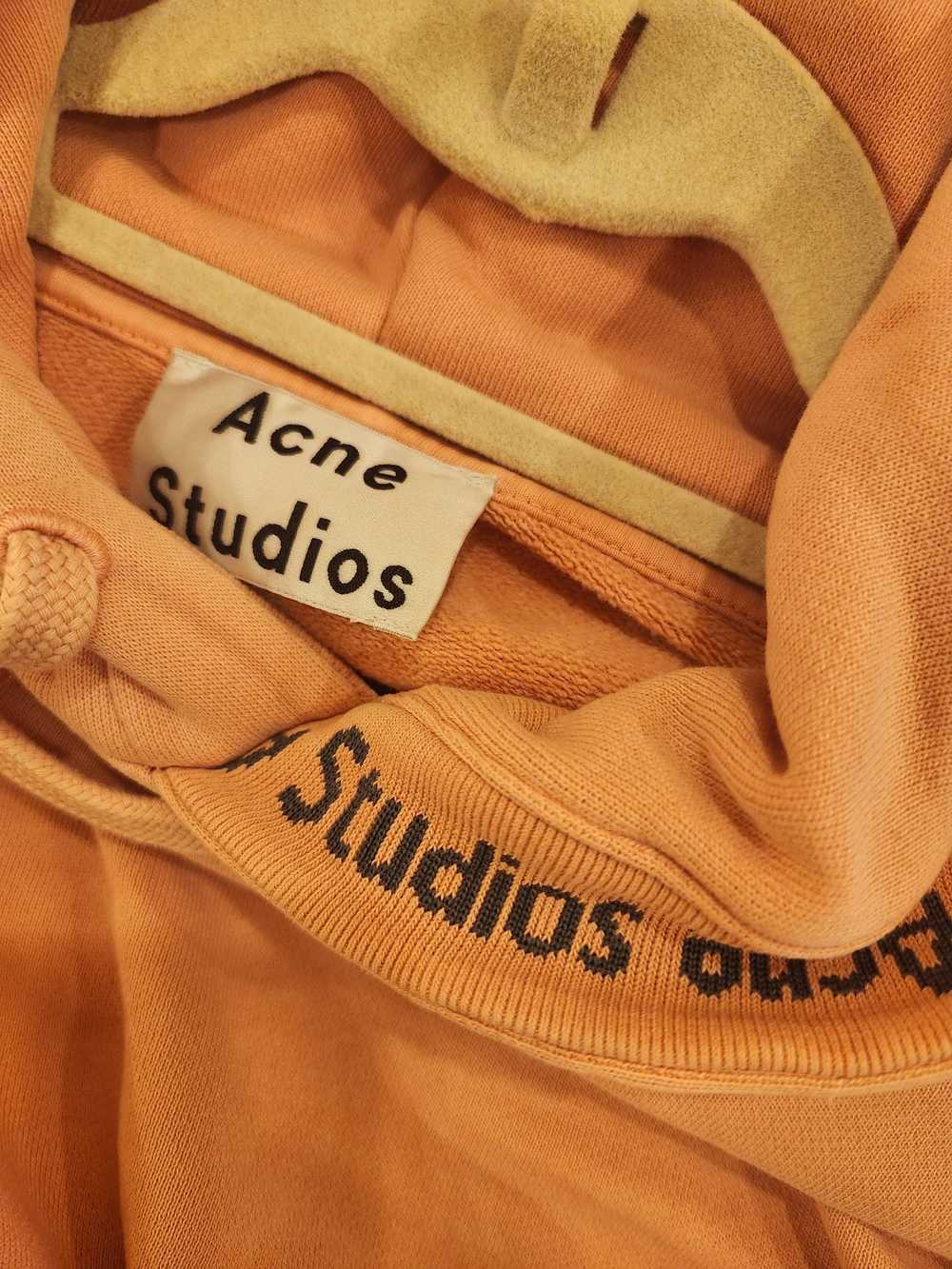 Acne Studios Acne Studios Pink Oversized Hoodie - image 3