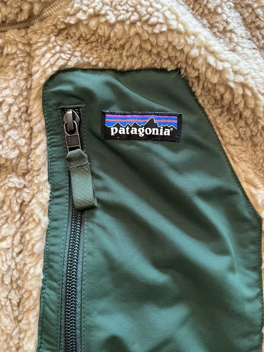 Patagonia Patagonia reversible sherpa vest - image 2