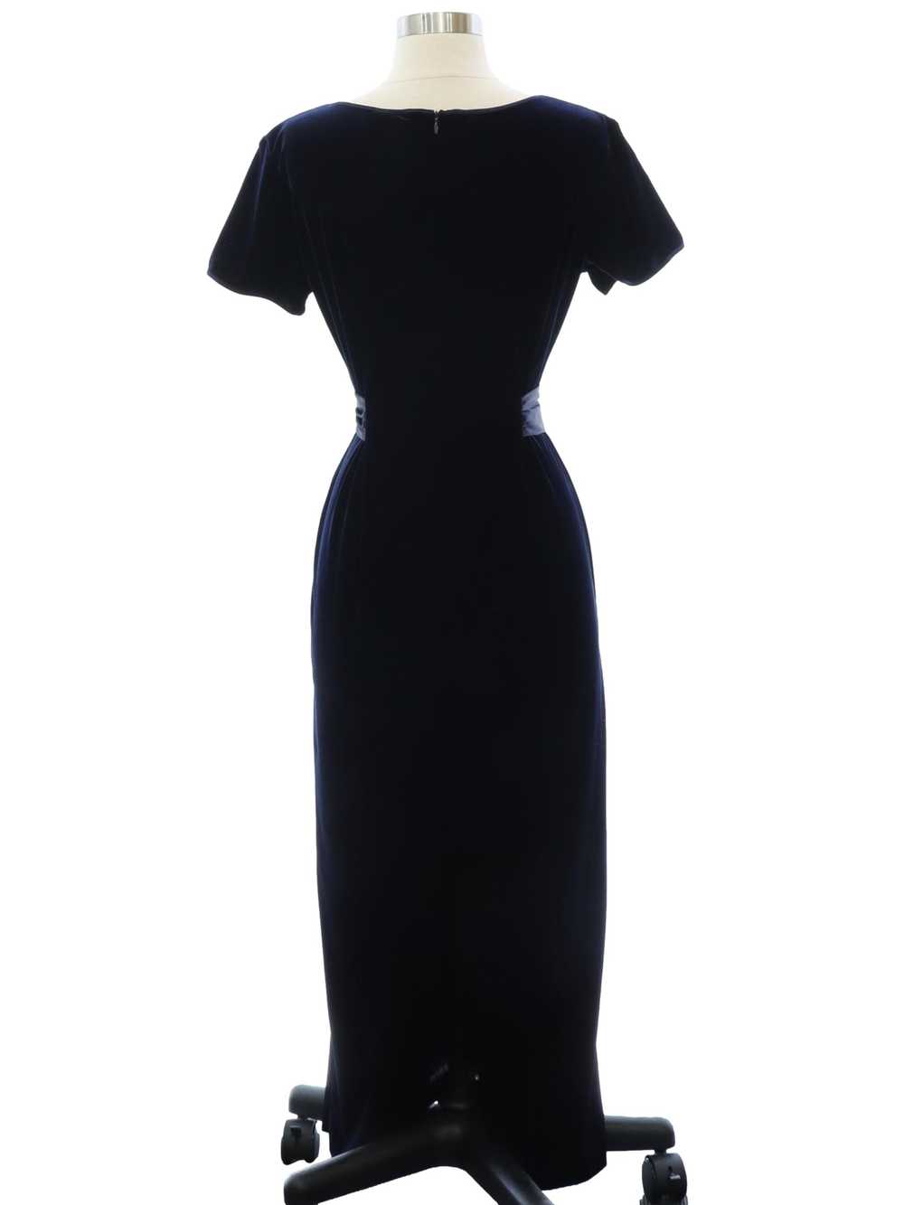 1990's Robbie Bee Velvet Cocktail Dress - image 3