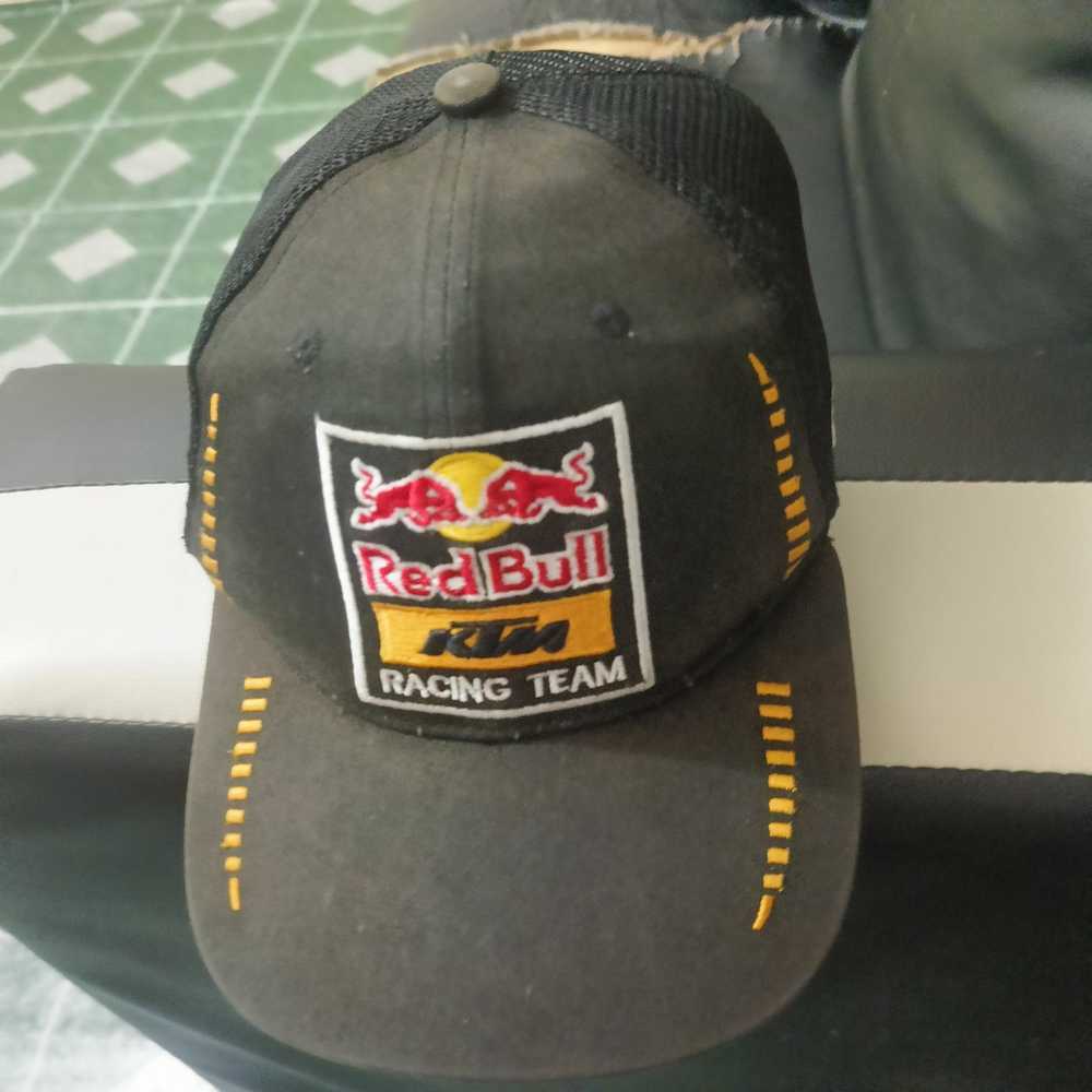 New Era × Racing × Red Bull Vintage Sun Faded Red… - image 2