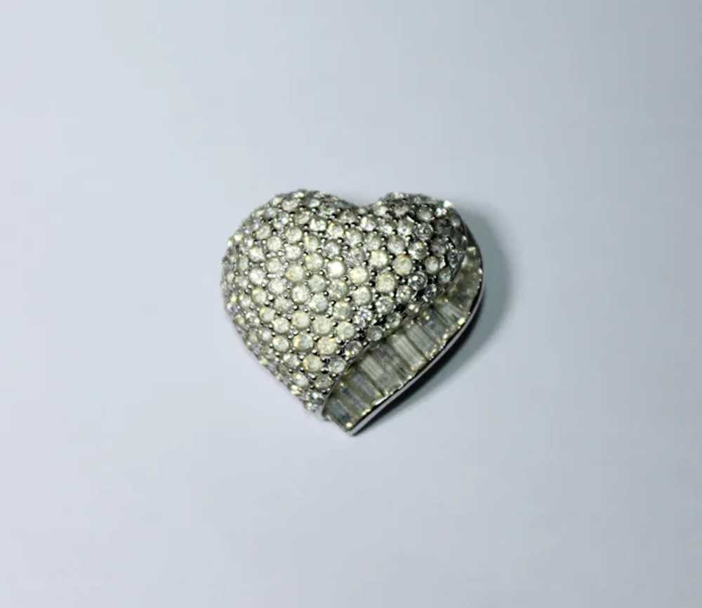 Weiss Crystal Rhinestone and Baguette Heart Brooch - image 4