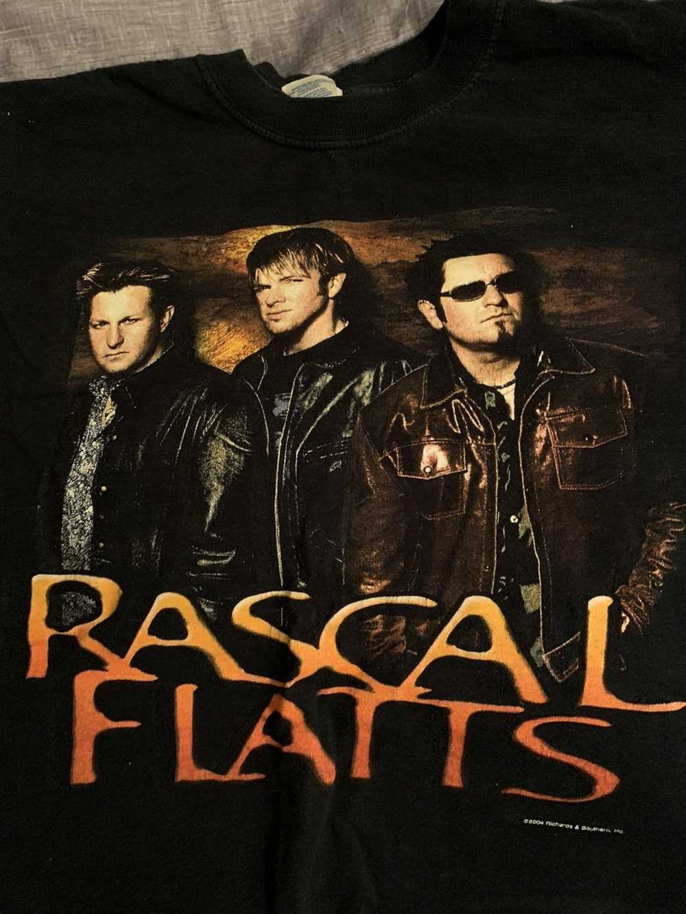 Band Tees × Vintage Vintage rascal Flatts band tee - image 2