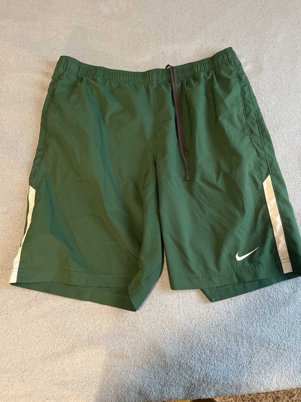 Nike Men's Dri-Fit Vintage Chevron Coach UV (NFL Green Bay Packers) Top in Green, Size: Small | NS2111U37T-99N