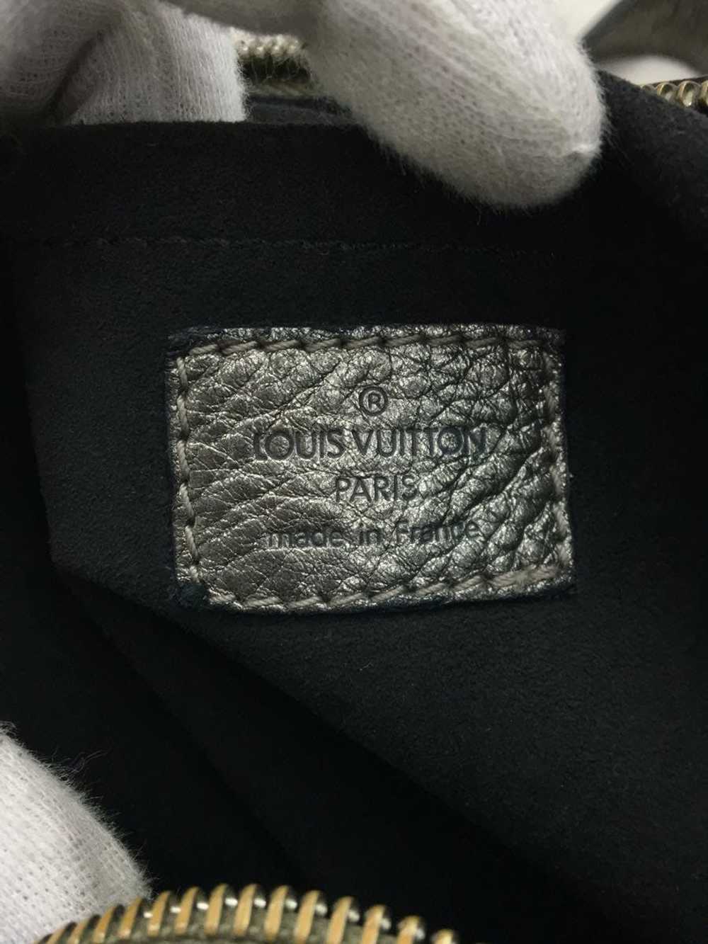 Louis Vuitton Louis Vuitton Mahina Leather XS Sho… - image 3