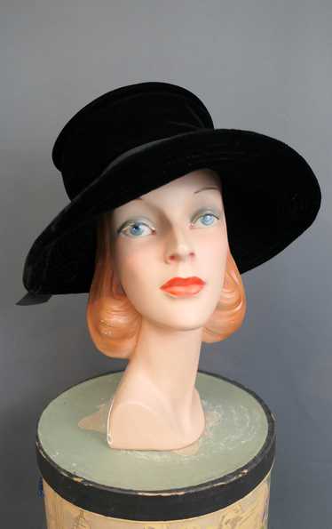 Vintage Black Velvet Floppy Brim Hat 1960s, Corone