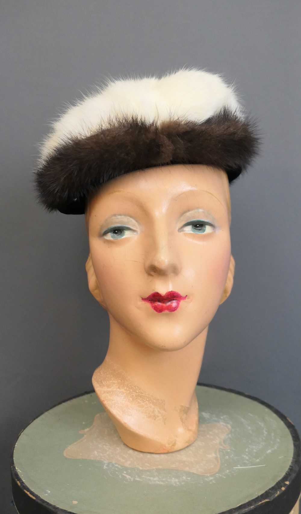 Vintage Rabbit, Mink & Black Velvet Hat, 22 inch head… - Gem