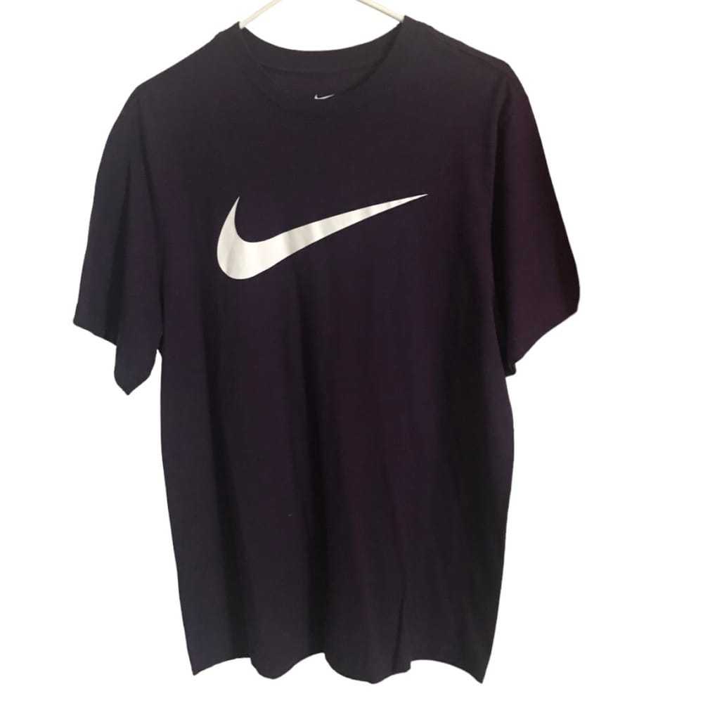 Nike T-shirt - image 3