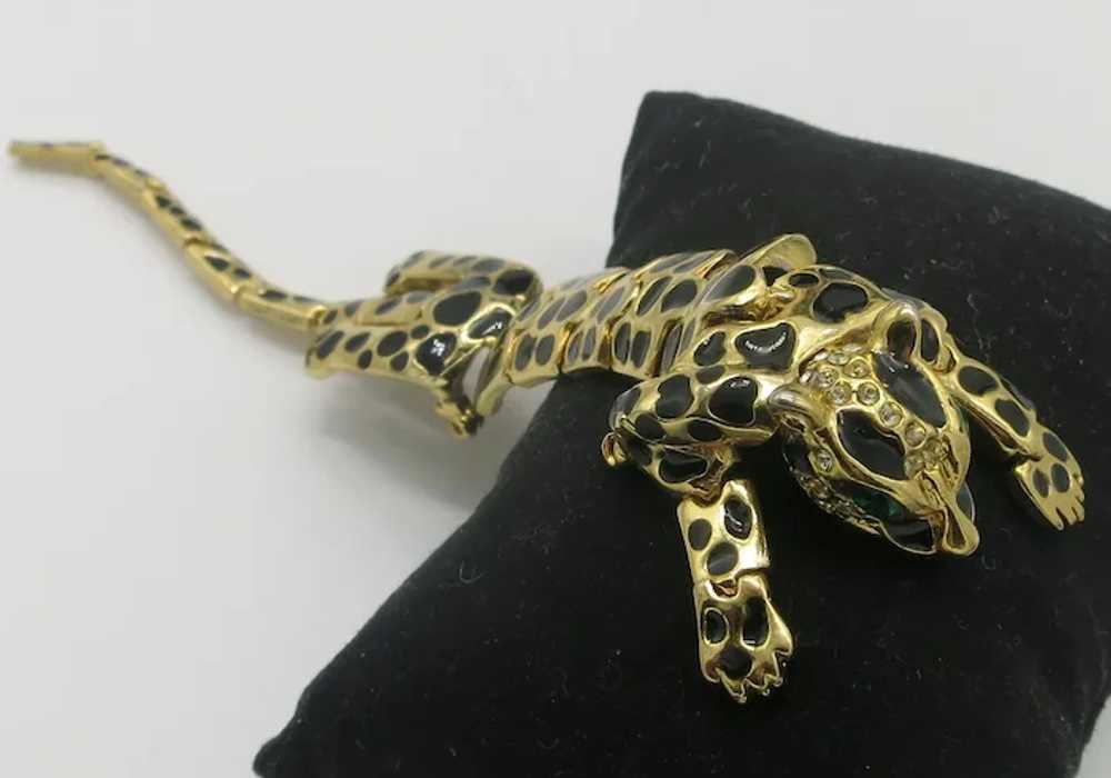 Leopard Over Shoulder Double Pin Brooch Gold tone… - image 2