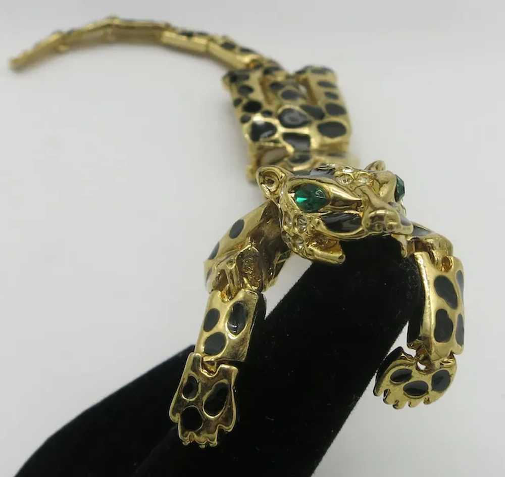 Leopard Over Shoulder Double Pin Brooch Gold tone… - image 3